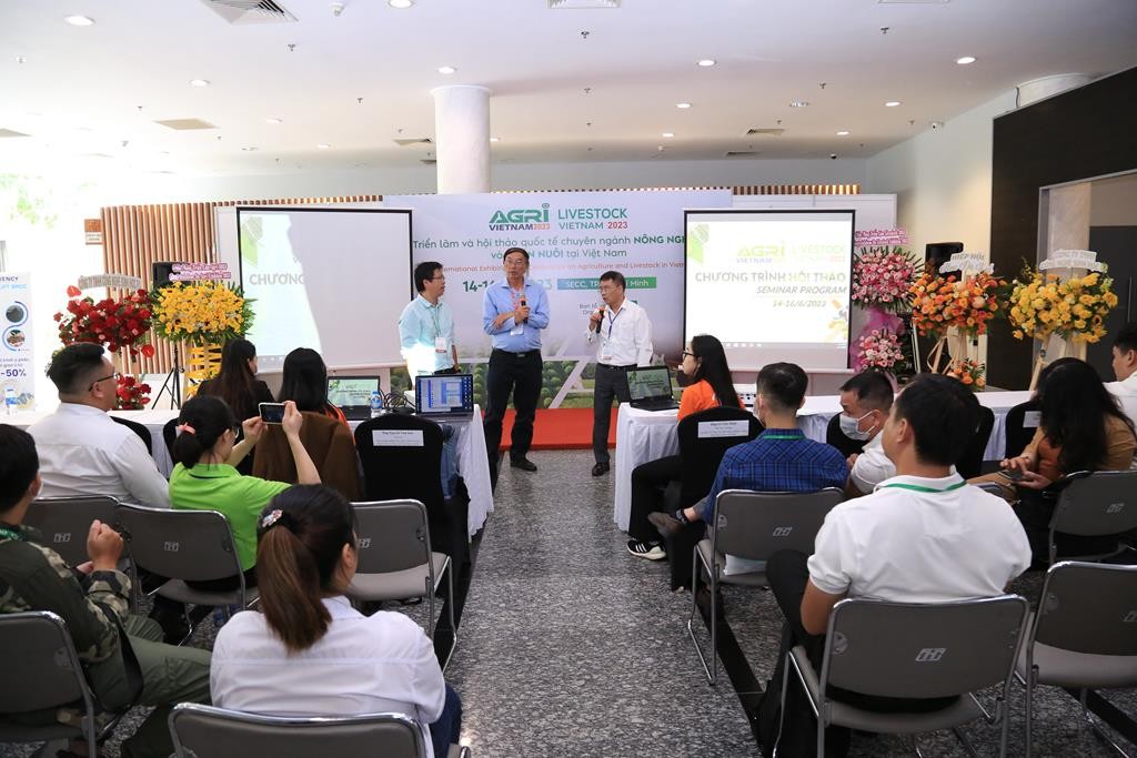 7z5a4500-copy-1686738945.JPG