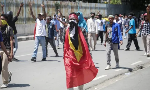 Timor Leste: Biểu tình phản đối cấp ô tô cho nghị sĩ, tổng thống kêu gọi không bạo lực