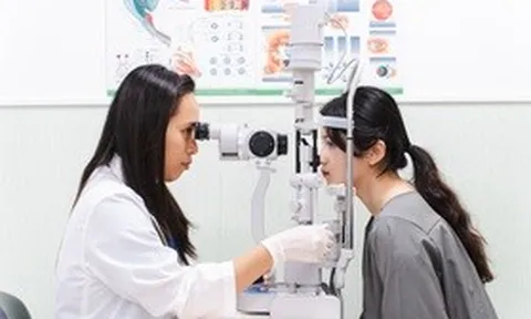 Lựa chọn phương pháp mổ cận an toàn: Góc nhìn từ chuyên gia