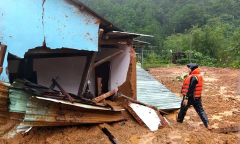 Mưa lũ ở Đà Nẵng khiến 12 người chết, 4 người mất tích, thiệt hại ước 770 tỉ đồng