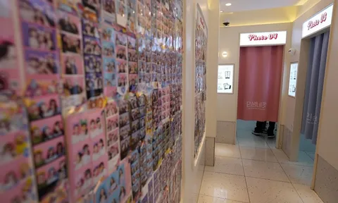 Cảnh thay đồ ở photobooth bị đưa lên web đen: Lỗ hổng bảo mật đáng sợ