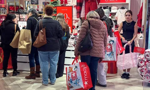 AI thúc đẩy người Mỹ chi kỷ lục 11,8 tỉ USD dịp Black Friday