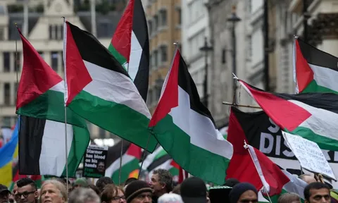 Biểu tình khắp châu Âu ủng hộ Palestine, kêu gọi trừng phạt Israel