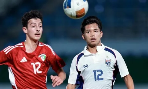 Bóng đá Thái Lan ngược dòng ngoạn mục