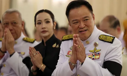 Thái Lan chuẩn bị tổng tuyển cử sớm