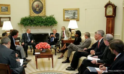 Điều ông Putin nói với Tổng thống Bush 17 năm trước