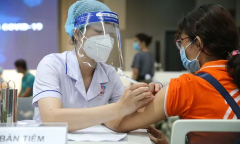 Bộ Y tế đề nghị các địa phương lên kế hoạch tiêm mũi 3 vaccine Covid-19