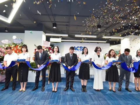 ACBS chi nhánh Hà Nội đi vào hoạt động với diện mạo hoàn toàn mới