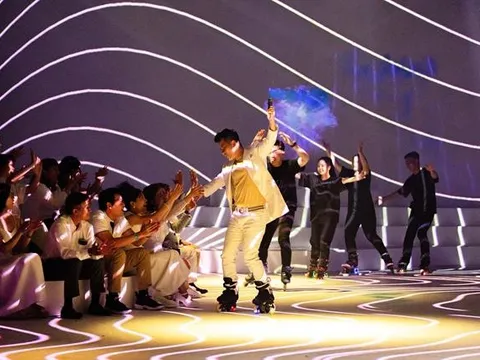 LIT - Bật sáng: Tụ hội âm thanh, ánh sáng và sắc màu cuộc sống