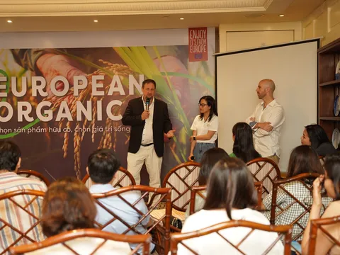 Tầm quan trọng của việc áp dụng tiêu chuẩn hữu cơ của liên minh Châu Âu và Naturland vào thực phẩm