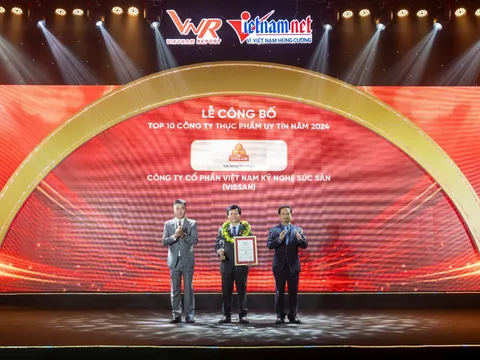 VISSAN được vinh danh Top 10 Công ty uy tín ngành thực phẩm đồ uống 2024