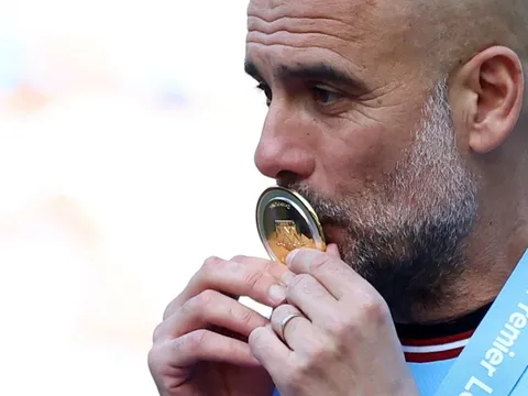 Pep và Sir Alex, ai hay hơn?