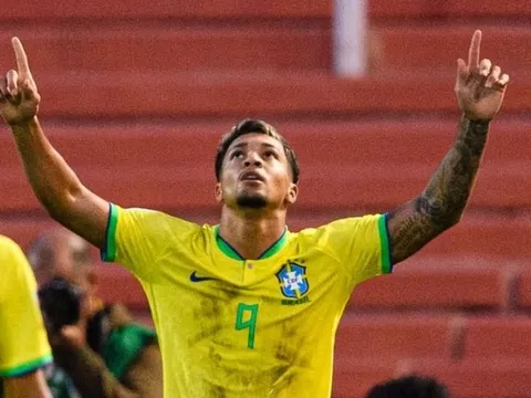 Brazil trút giận ở U20 World Cup