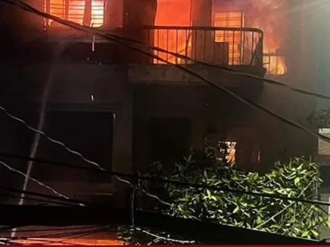 TP.HCM: Cháy nhà lúc nửa đêm, 3 người thương vong