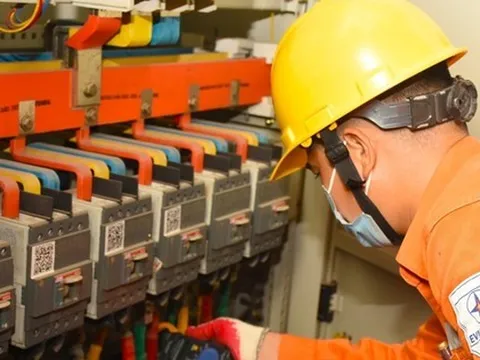 Hàng chục công ty, xưởng sản xuất ở Hà Nội mất điện cả ngày 3/6