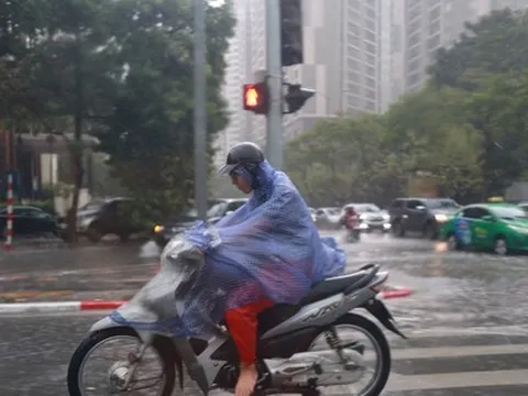 Chiều tối nay miền Bắc mưa dông lớn