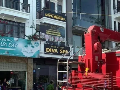 Hải Phòng: Cứu bốn người kẹt thang máy tại cửa hàng spa do mất điện