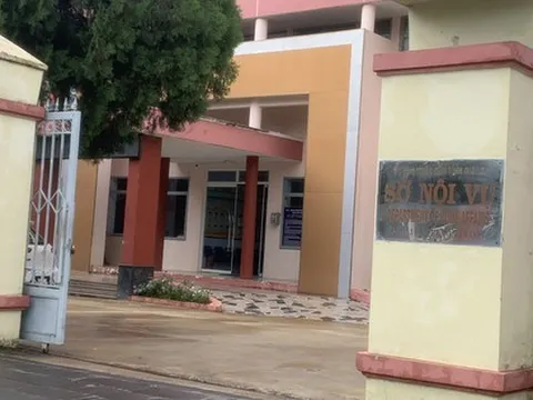 Khởi tố, cấm đi khỏi nơi cư trú đối với Phó chánh văn phòng Sở Nội vụ Gia Lai