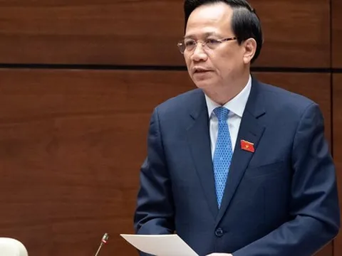 Bộ trưởng Đào Ngọc Dung: Ăn cơm công nhân mới hiểu sao người lao động buộc phải về quê