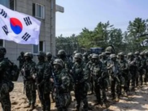 Hàn Quốc lo không đủ binh sĩ đối phó Triều Tiên do tỉ lệ sinh thấp nhất thế giới