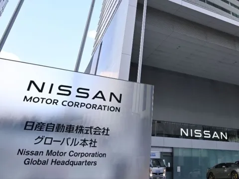 Nissan hoãn làm xe điện tại Mỹ, chuyển sang đặt cược vào hybrid giá mềm