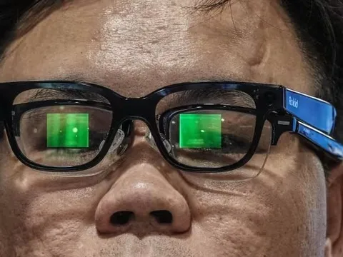 Món đồ được ví như "tương lai nhân loại"này chỉ vừa ra mắt, thế mà Trung Quốc đã có ngay hàng Made in China