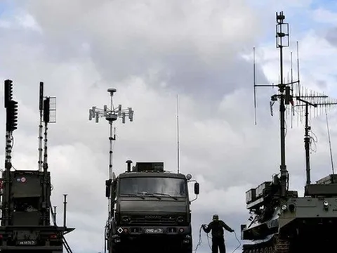 Ukraine tuyên bố phá hủy “mắt thần” Zhitel hiếm có của Nga
