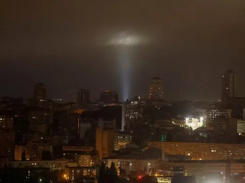 NATO thử nghiệm vũ khí mới cho Ukraine chống lại drone Shahed và bom lượn