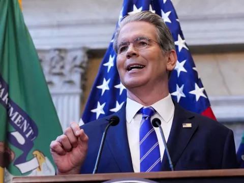 Bộ trưởng Mỹ: Việc Bắc Kinh kiểm soát đất hiếm là 'chống lại cả thế giới'