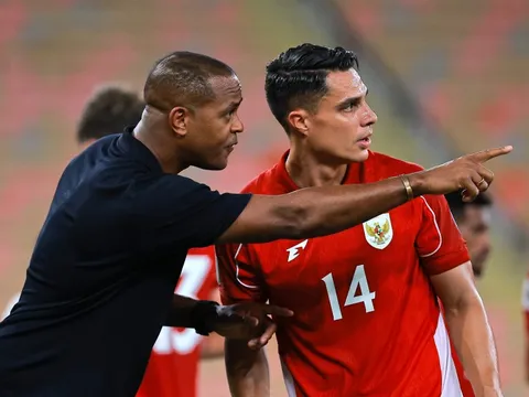 Trợ lý Kluivert: 'Indonesia dự World Cup là thiếu thực tế'