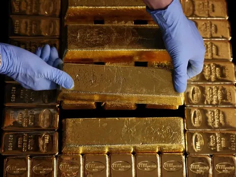 Nước từng giữ cả 1 tỷ USD vàng trong kho, nay giá vàng đạt đỉnh thì không còn chút nào