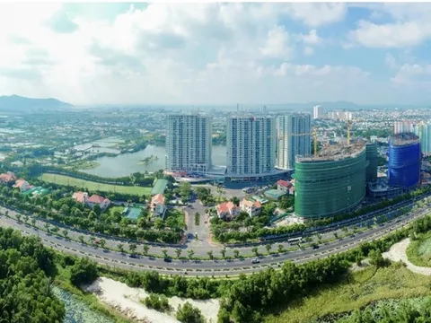 Bất động sản tăng giá trên cả thị trường sơ và thứ cấp