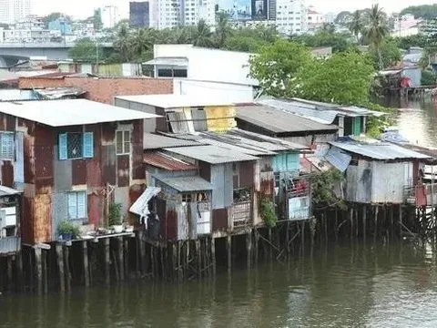 Chỉ đạo mới nhất của TPHCM về di dời nhà ở trên và ven kênh rạch