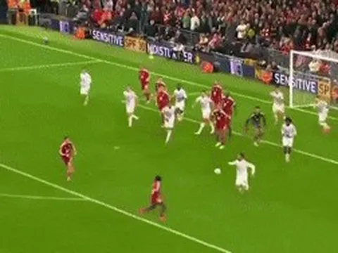 Pha xử lý táo bạo của Cunha