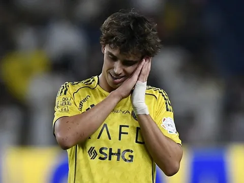 Joao Felix - 'Quái thú' thức giấc giữa sa mạc Saudi