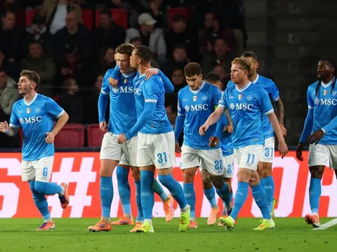 Mc Tominay không cứu nổi Napoli