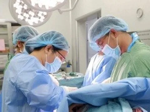 Giành lại sự sống cho sản phụ ngừng tim sau sinh