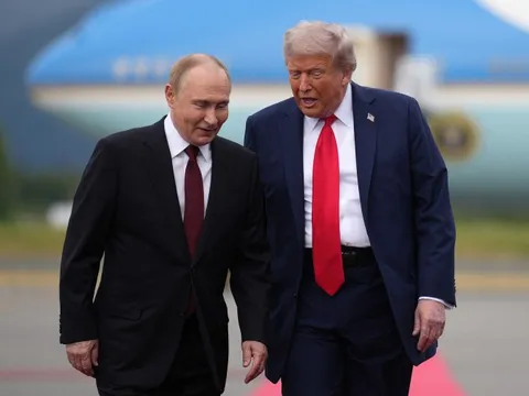 Tin tức thế giới 22-10: Hoãn thượng đỉnh Trump - Putin; Nga, Ukraine không nhượng bộ