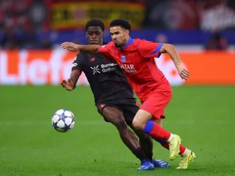 15 phút hỗn loạn trong chiến thắng của PSG