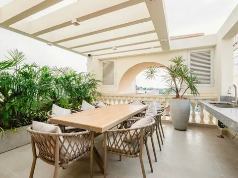 Vợ chồng TP.HCM chi 3,5 tỷ 'lột xác' căn nhà ở 20 năm