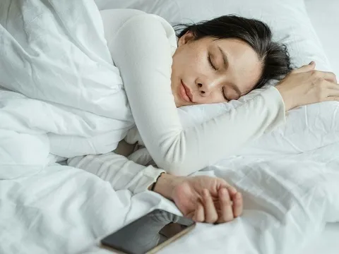 Tìm ra thời điểm đi ngủ tốt nhất cho tim, giảm nguy cơ đột quỵ