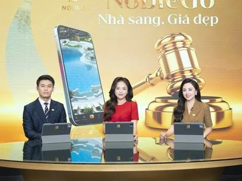 Bất ngờ nhà phố 100m² mặt đường nối Hoàng Quốc Việt kéo dài chốt deal 34 tỷ trên sóng livestream