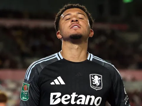 Sancho khiến MU thua lỗ kỷ lục?