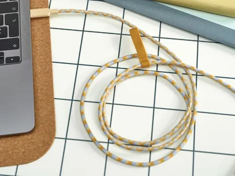 IKEA bán cáp sạc iPhone: Dây bện, màu đẹp, giá ở Châu Âu mà rẻ như các loại bán ở Việt Nam