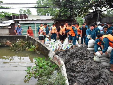 Người dân TP.HCM được hỗ trợ ứng phó triều cường
