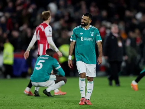 Liverpool có chuỗi thua tệ nhất lịch sử