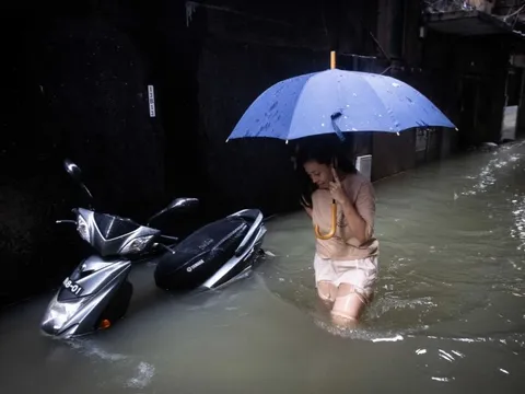 Xe máy điện tràn ngập Macau, người dân khổ vì không có chỗ sạc