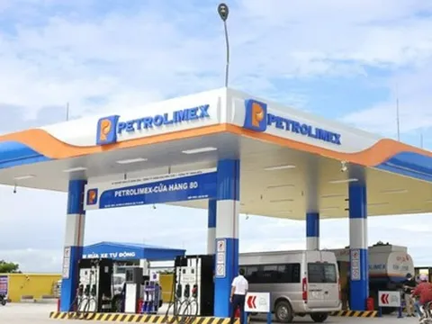 Petrolimex nhận hơn 3,7 triệu cổ phiếu PJC từ công ty con