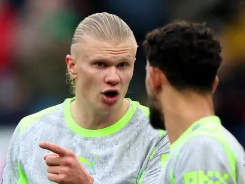 Aston Villa quật ngã Man City, viết lại lịch sử sau 89 năm