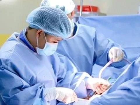 Bị di chứng do gãy xương cánh tay lâu năm có phục hồi hoàn toàn?